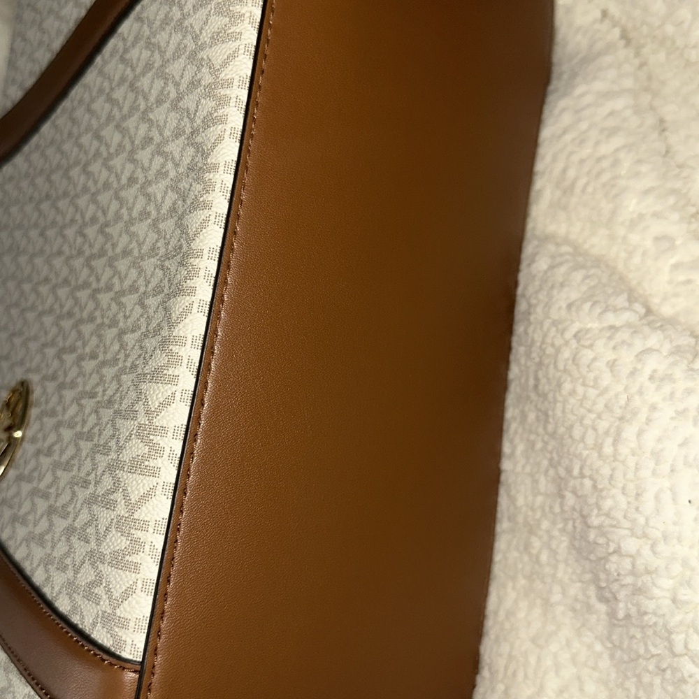 Michael Kors Cream and Brown Tote Bag - Picture 12 of 12